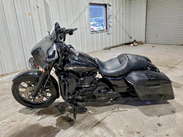 Harley-Davidson Fl Cvo Street Glide Image 8