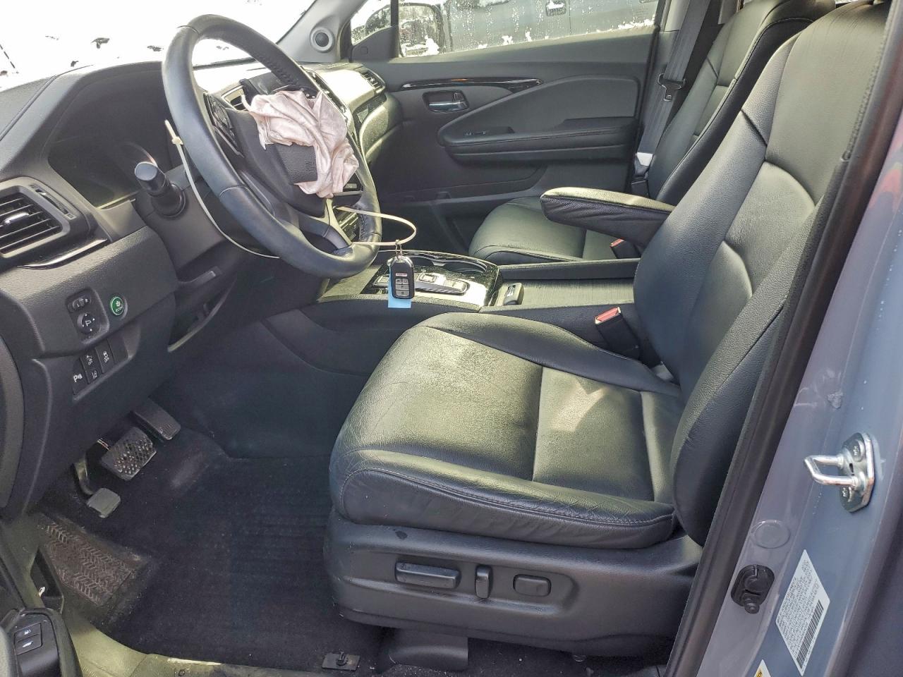 Honda Pilot Touring Image 6