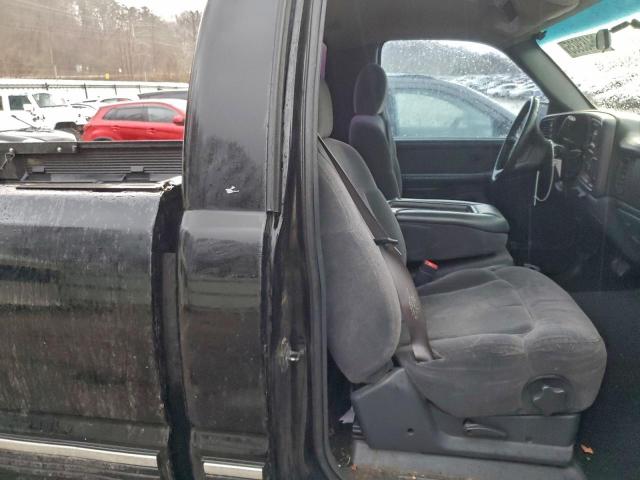 Chevrolet Silverado K1500 Image 8