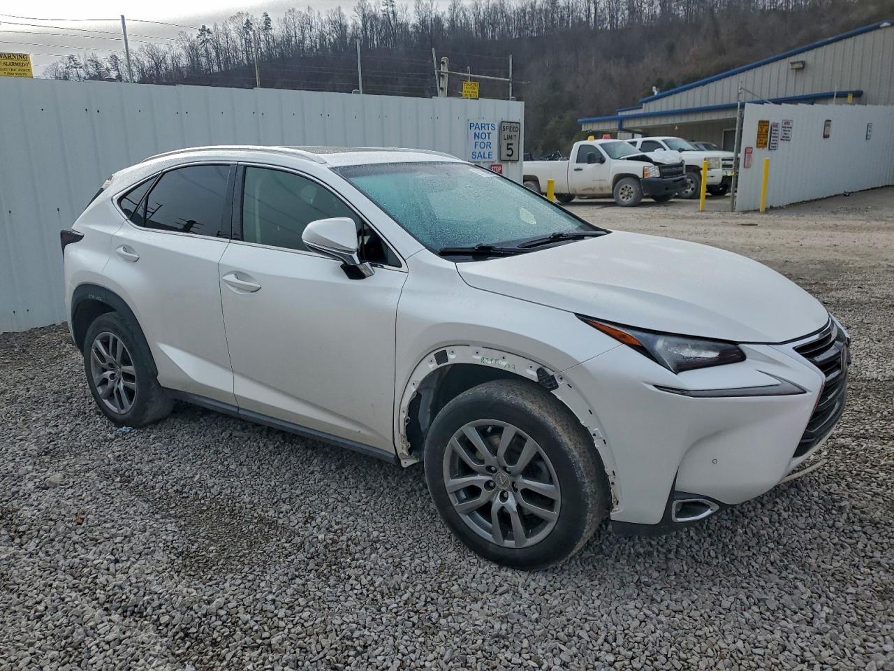 Lexus NX 200t Base Image 5