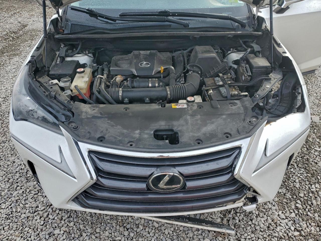 Lexus NX 200t Base Image 13