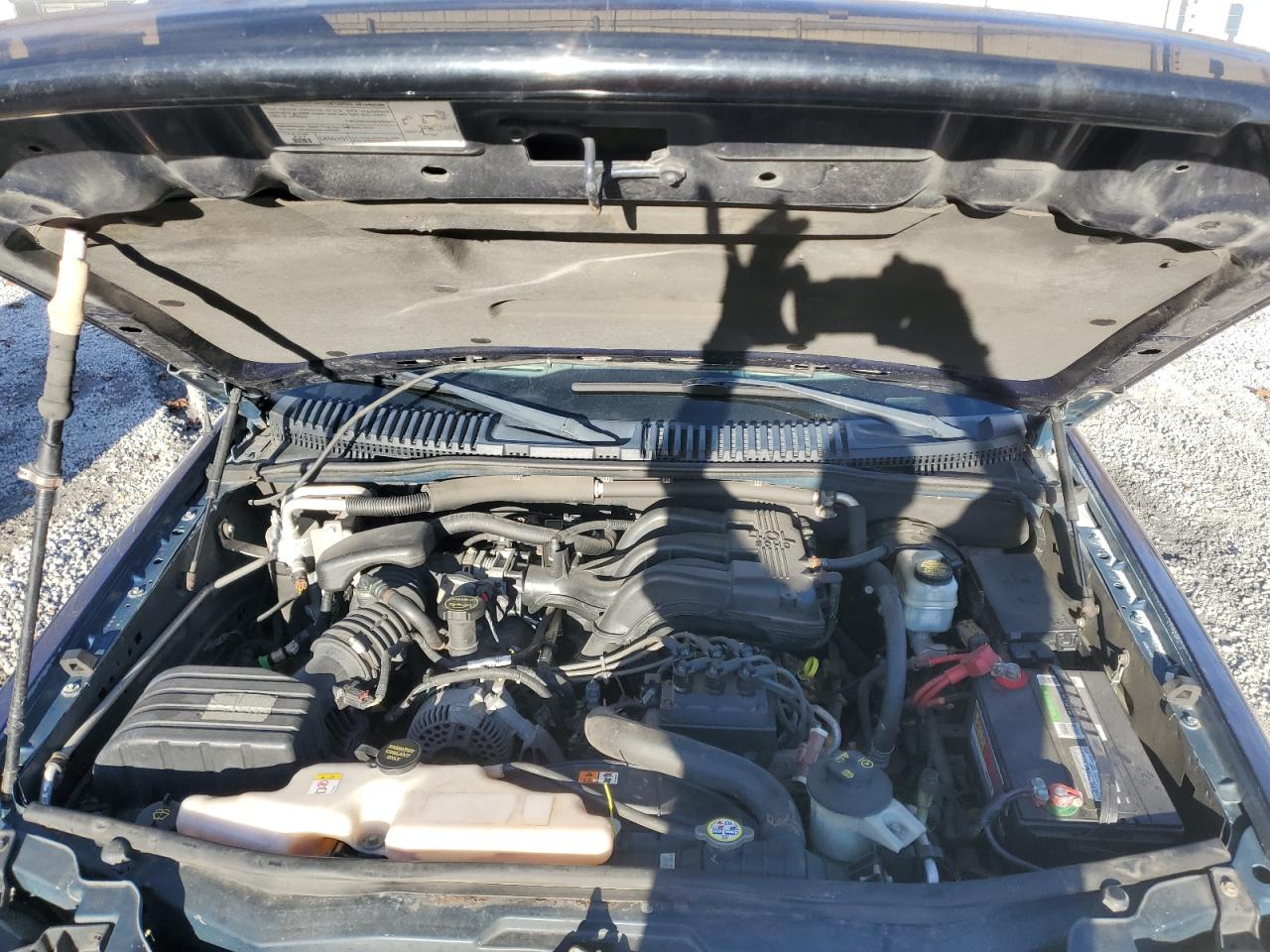 Ford Explorer Xlt Image 11