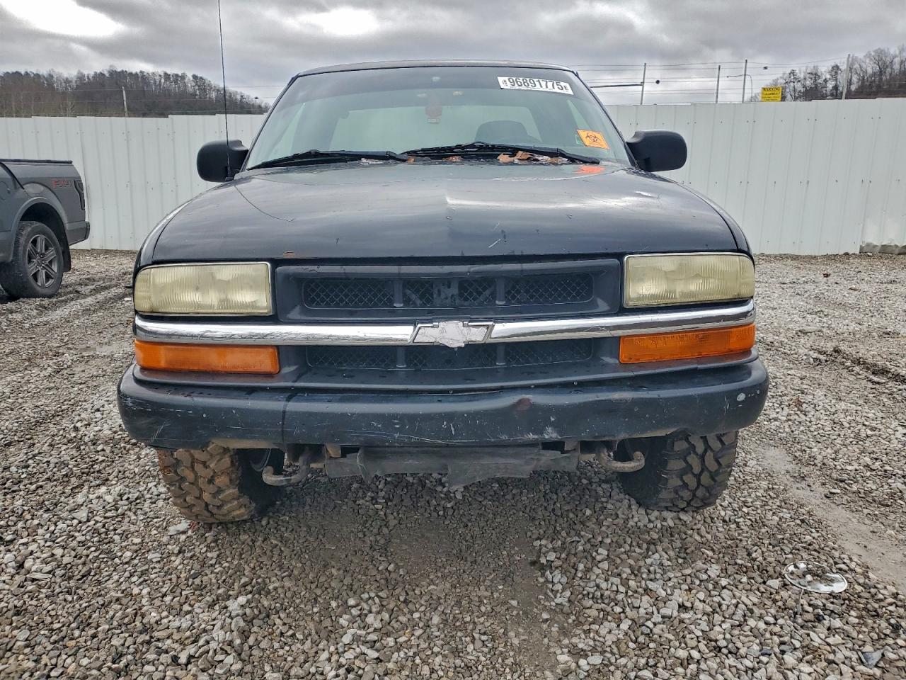 Chevrolet S-10 S10 Image 3
