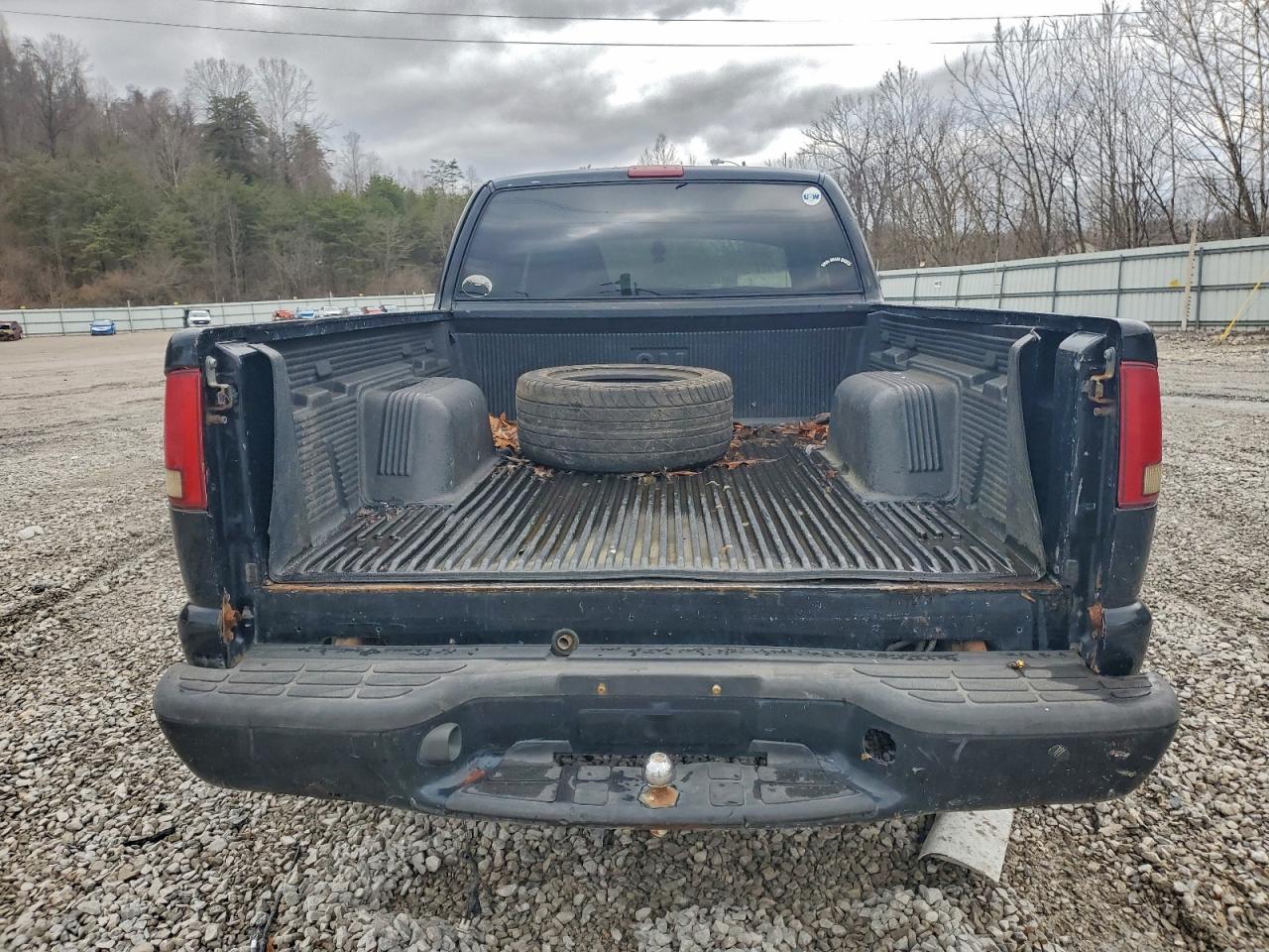 Chevrolet S-10 S10 Image 12