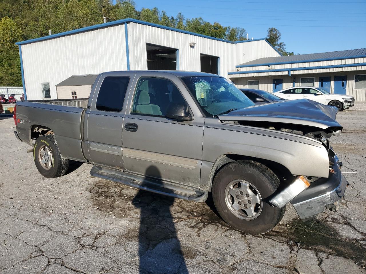 Chevrolet Silverado K1500 Image 6