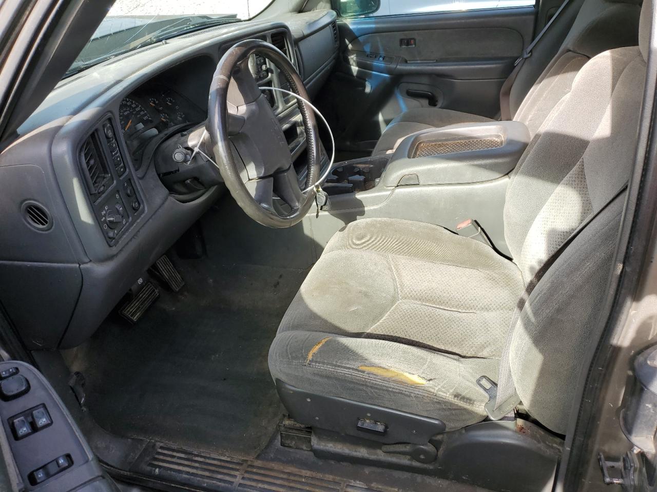 Chevrolet Silverado K1500 Image 7