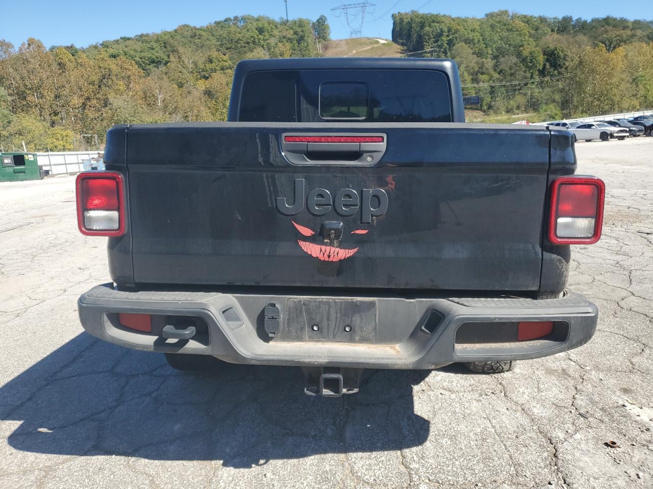 Jeep Gladiator Sport Image 2