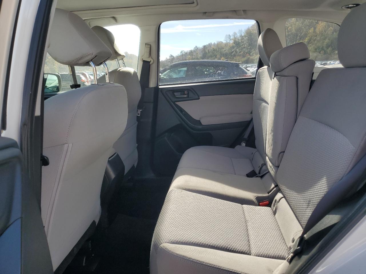 Subaru Forester 2.5i Premium Image 11