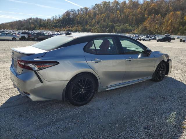 Toyota Camry Xse Image 7