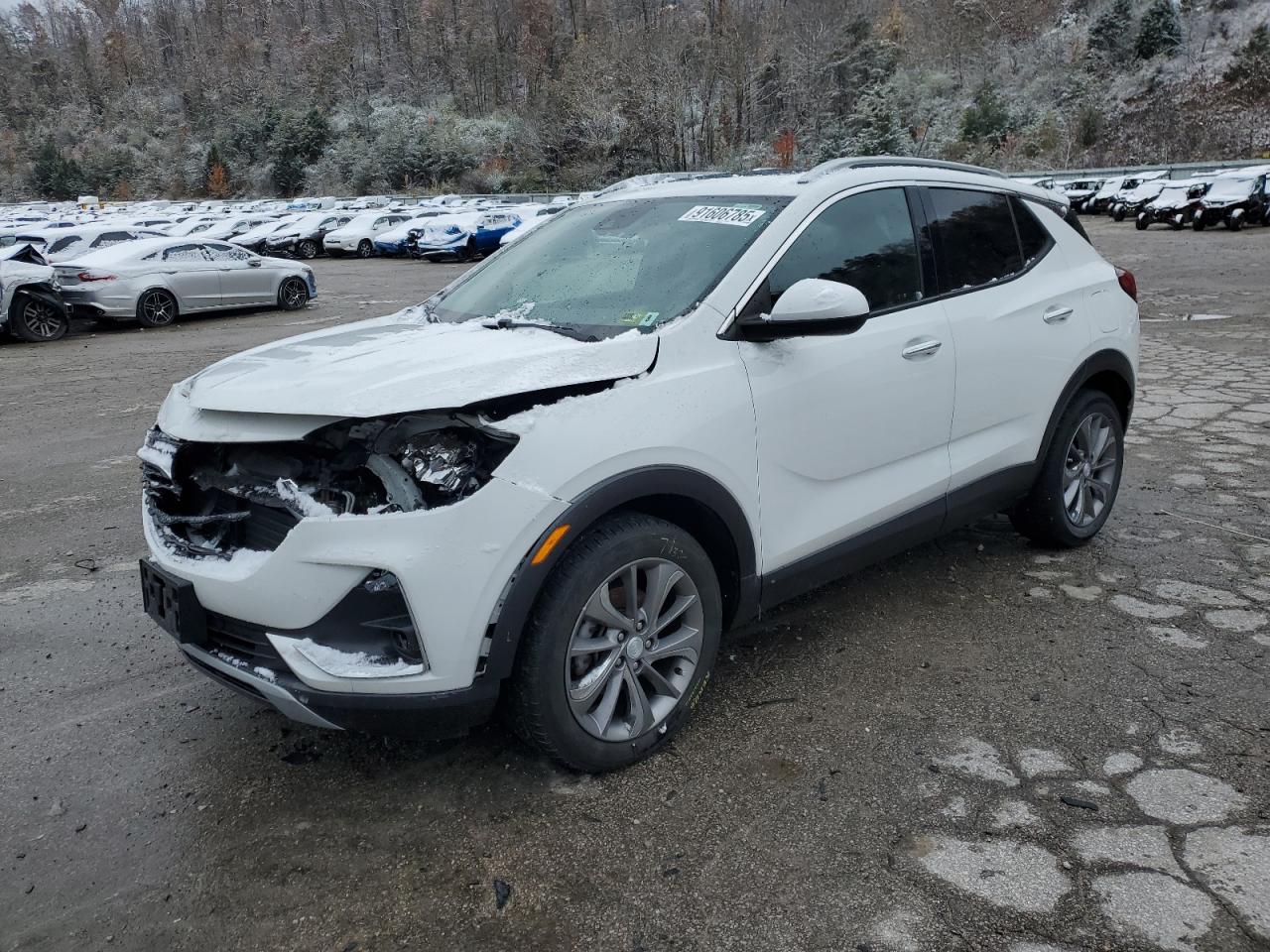 Buick Encore Essence Image 1