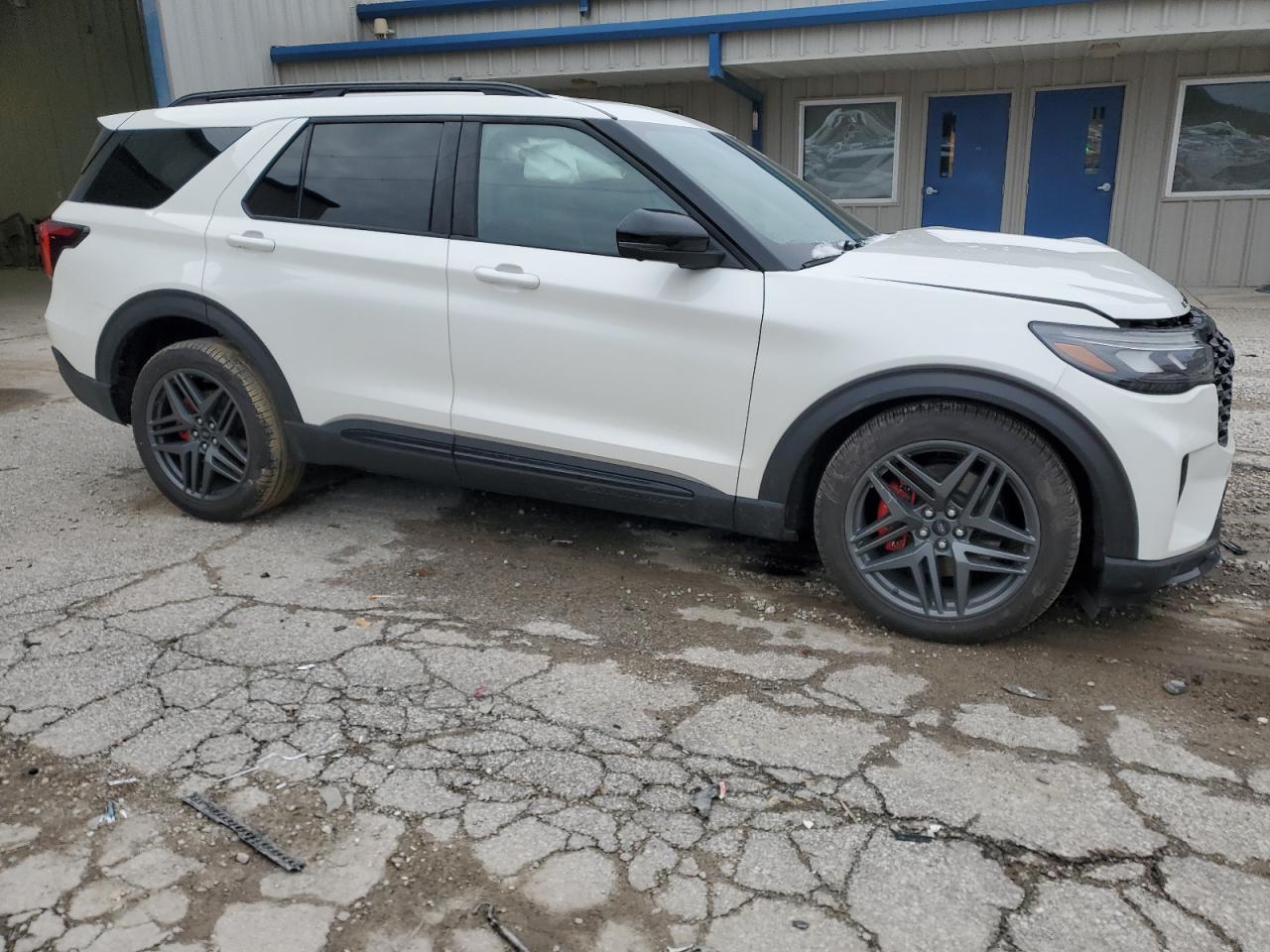 Ford Explorer St Image 4