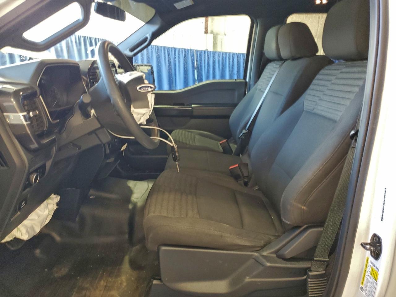 Ford F-150 Supercrew Image 5