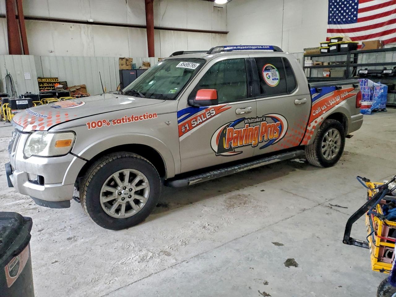 Ford Explorer Limited Image 1