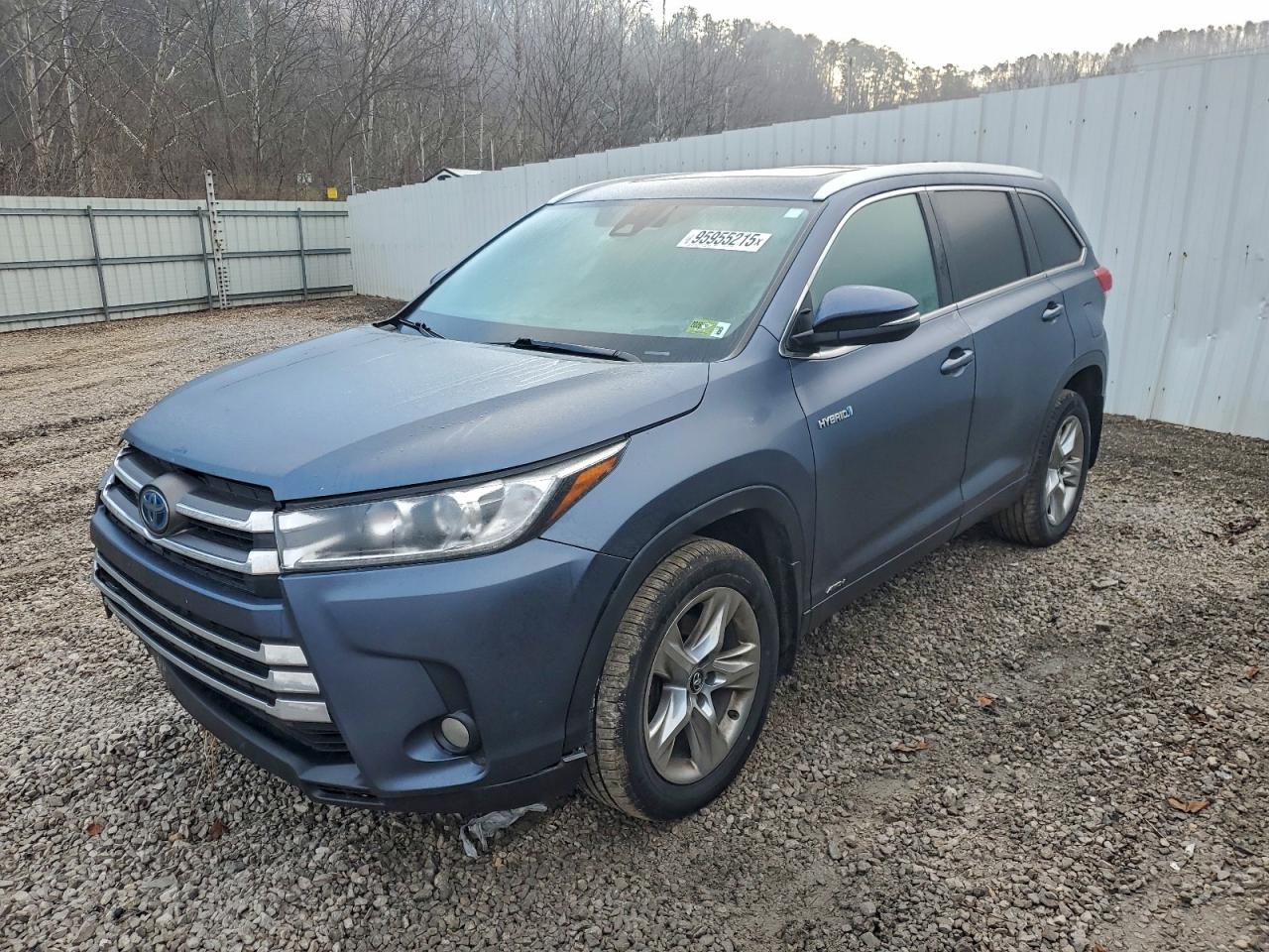 Toyota Highlander Hybrid Limited Image 1