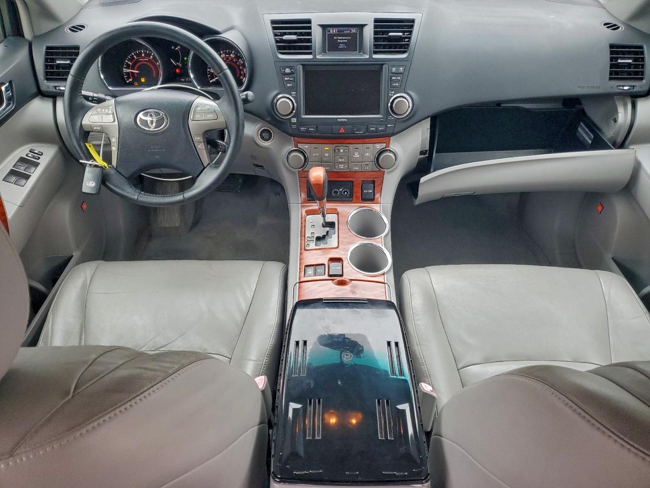 Toyota Highlander Limited Image 11