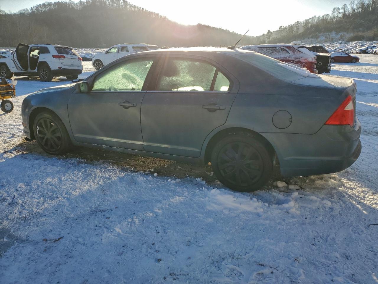 Ford Fusion Se Image 8