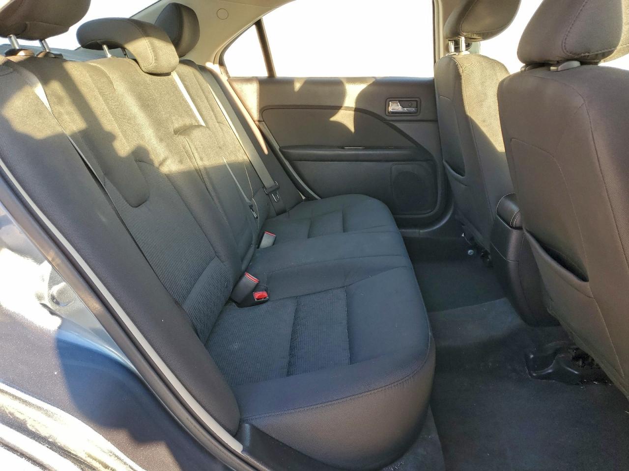 Ford Fusion Se Image 12