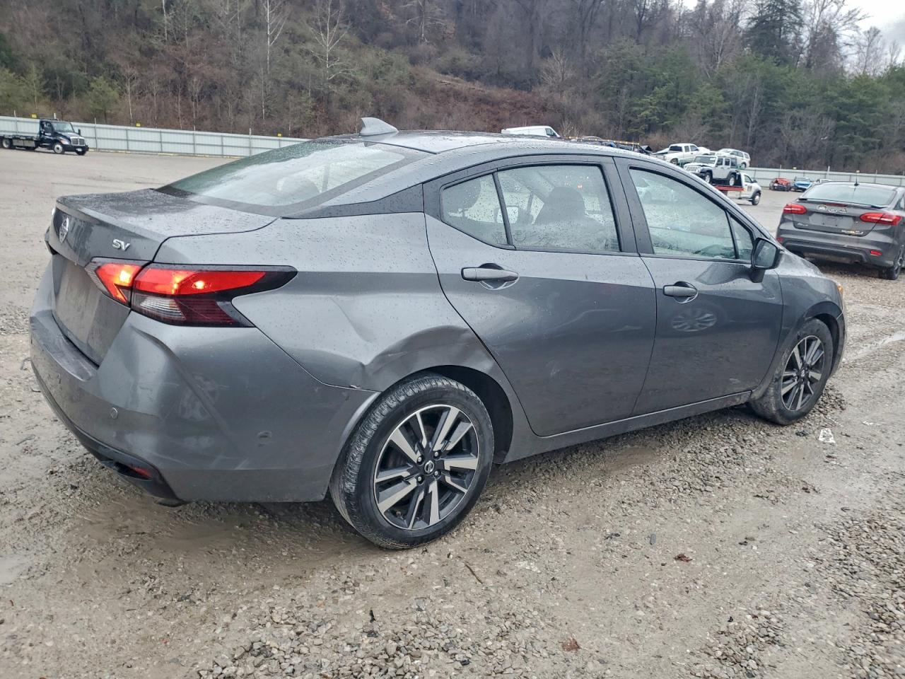 Nissan Versa Sv Image 10