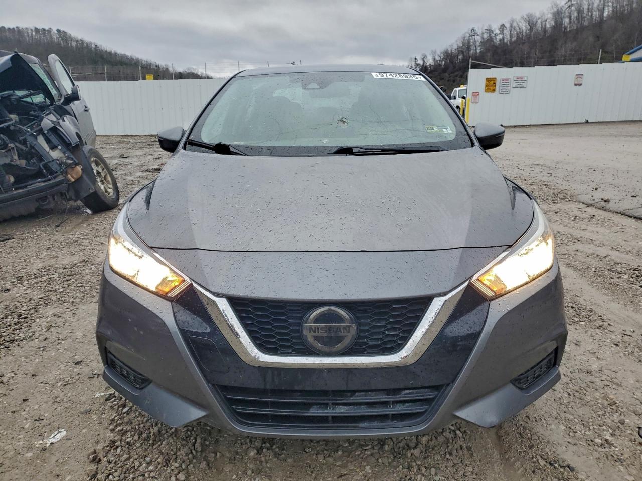 Nissan Versa Sv Image 4