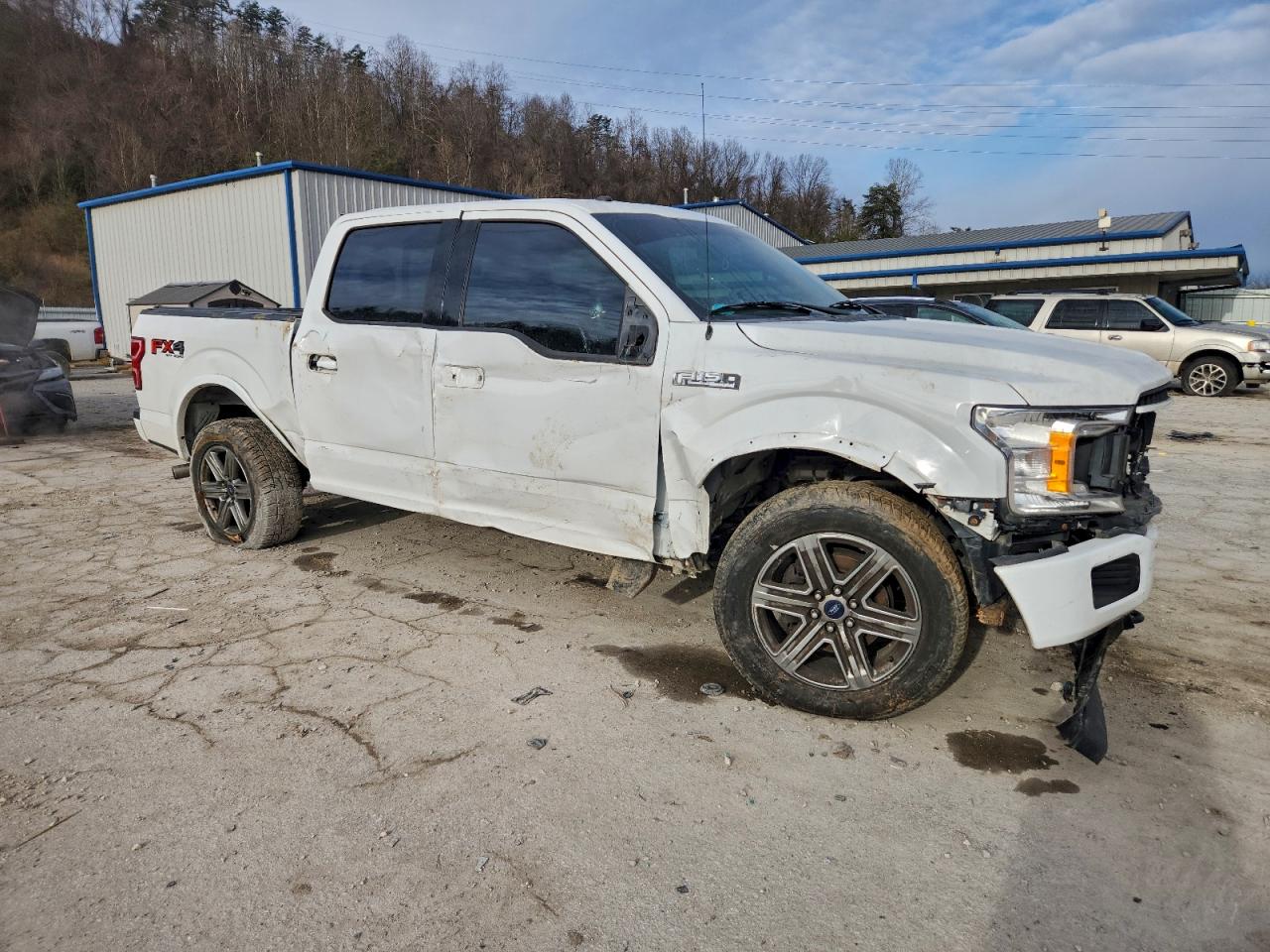 Ford F-150 Supercrew Image 3