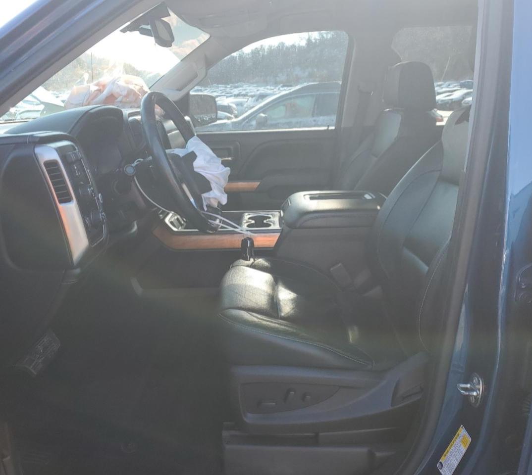 Chevrolet Silverado K1500 Ltz Image 4