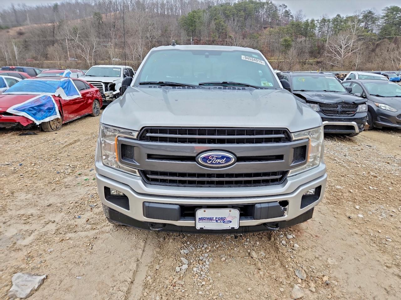 Ford F-150 Supercrew Image 3