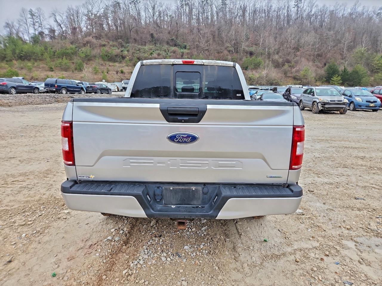 Ford F-150 Supercrew Image 7