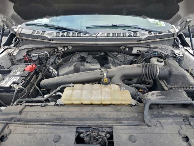 Ford F-150 Supercrew Image 8