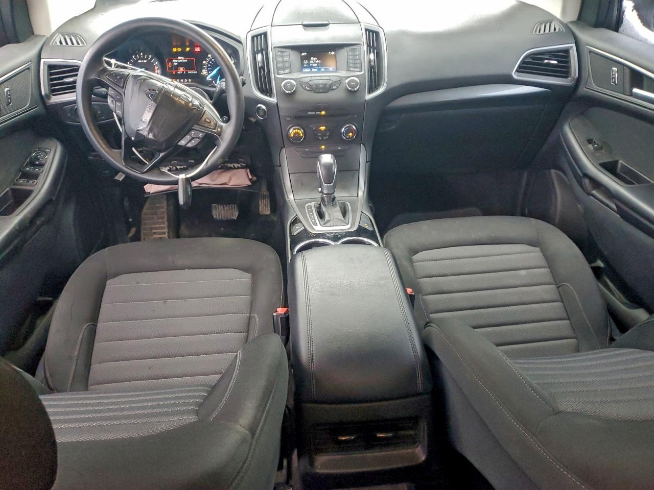 Ford Edge Se Image 4