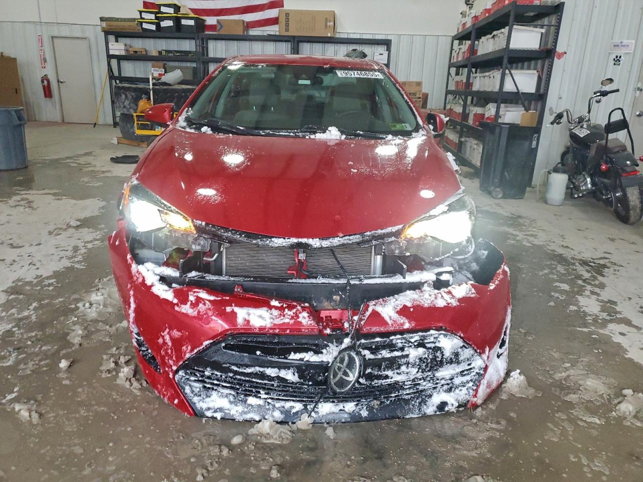 Toyota Corolla L Image 3