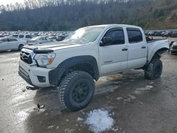  Salvage Toyota Tacoma