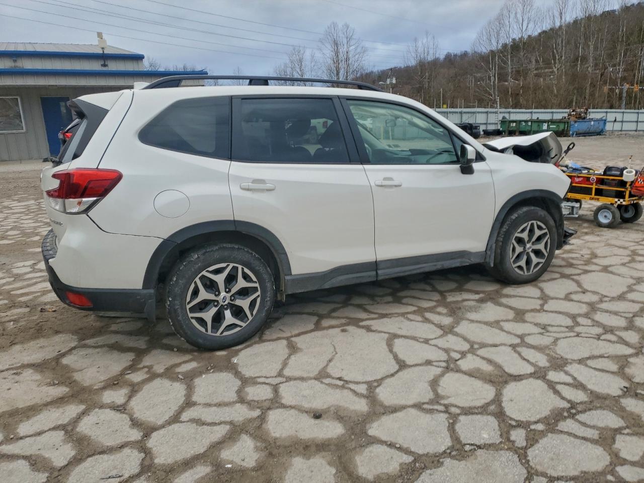 Subaru Forester Premium Image 4