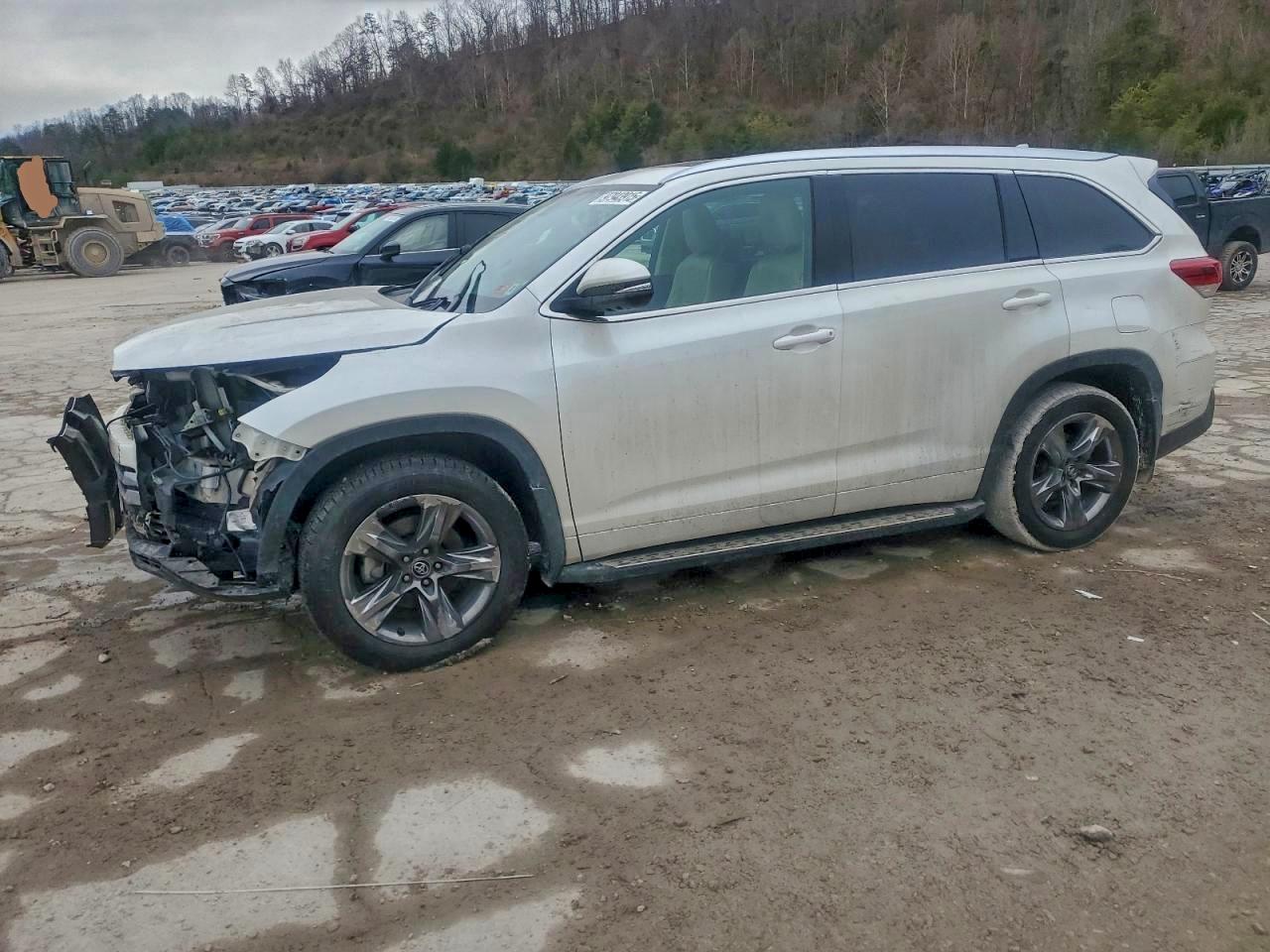 Toyota Highlander Limited Image 1