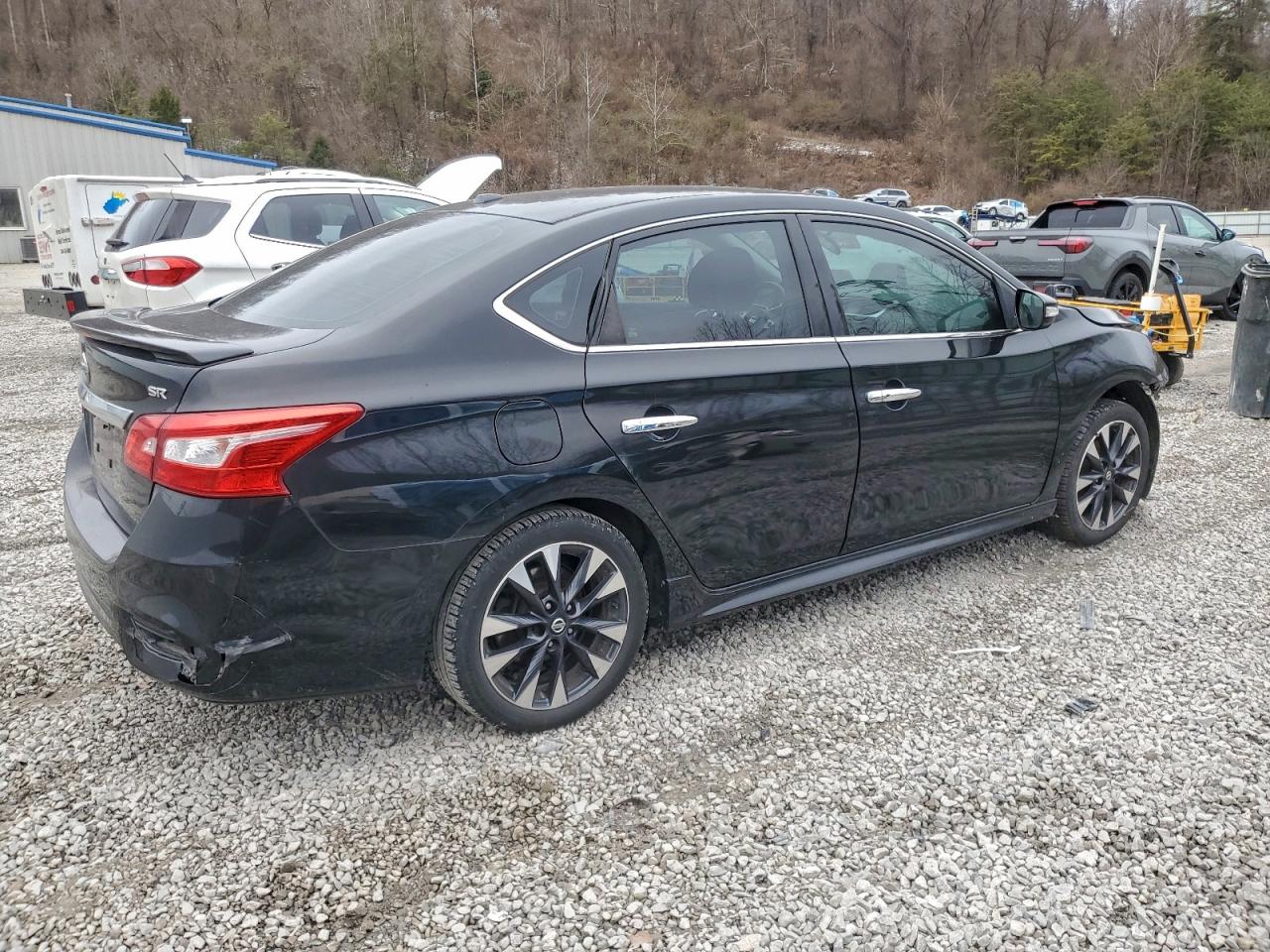 Nissan Sentra S Image 9