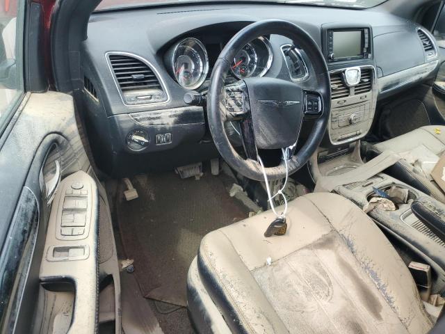 Chrysler Minivan S Image 13