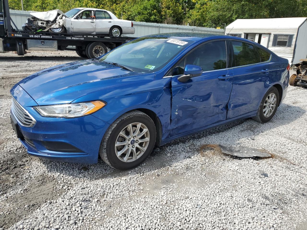 Ford Fusion S Image 1