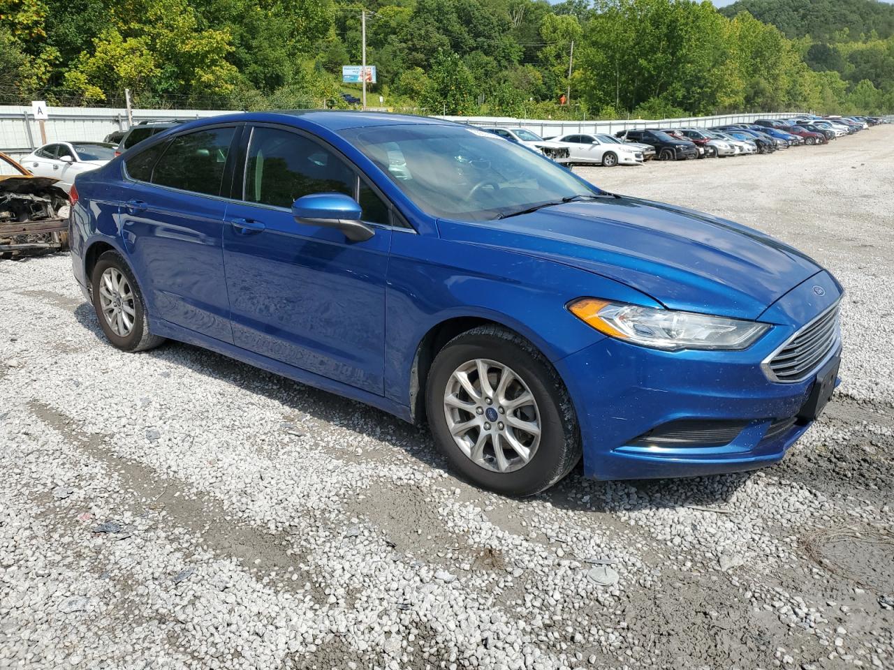 Ford Fusion S Image 6