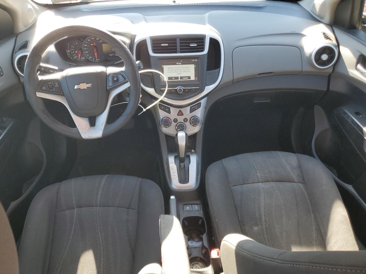 Chevrolet Sonic Lt Image 6