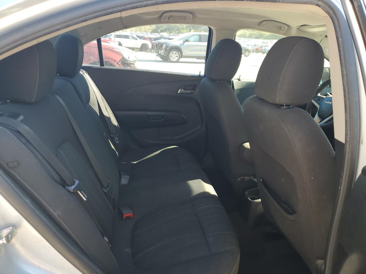 Chevrolet Sonic Lt Image 8