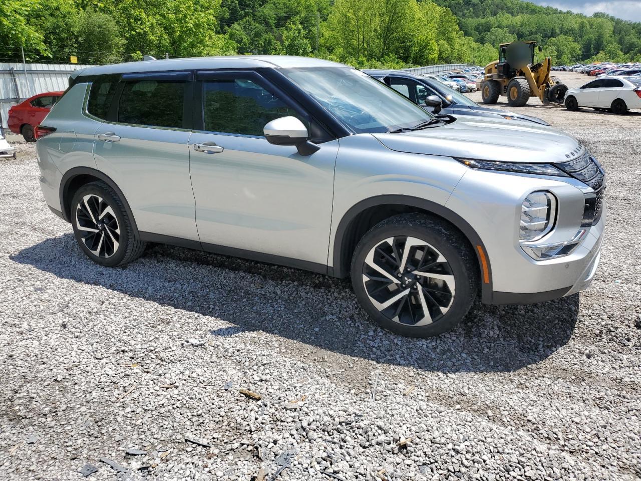 Mitsubishi Outlander Se Image 4