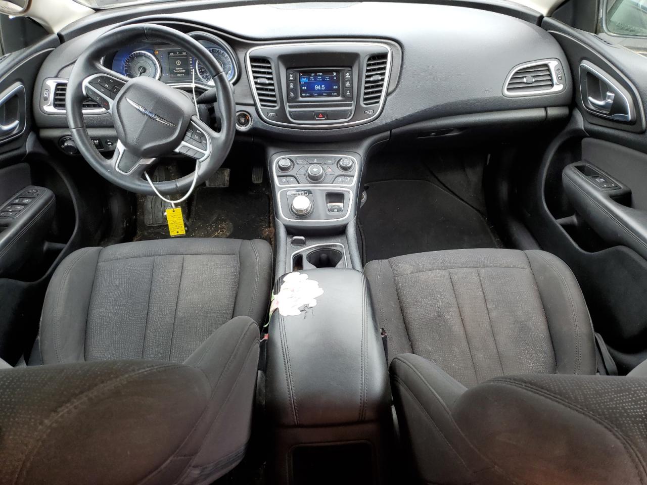 Chrysler 200 Limited Image 11