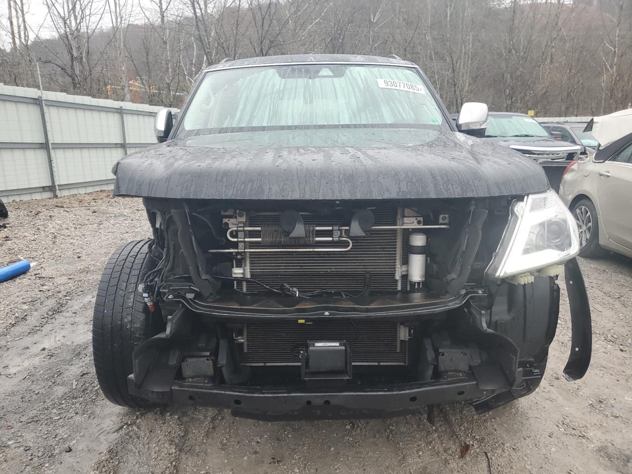 Nissan Armada Platinum Image 11