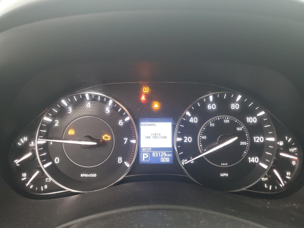 Nissan Armada Platinum Image 10