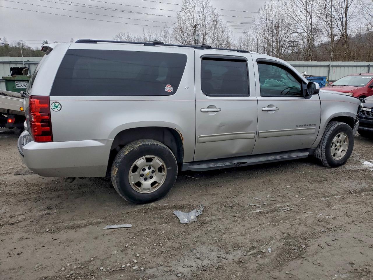 Chevrolet Suburban K1500 Lt Image 13