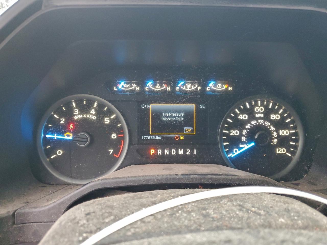 Ford F-150 Supercrew Image 7