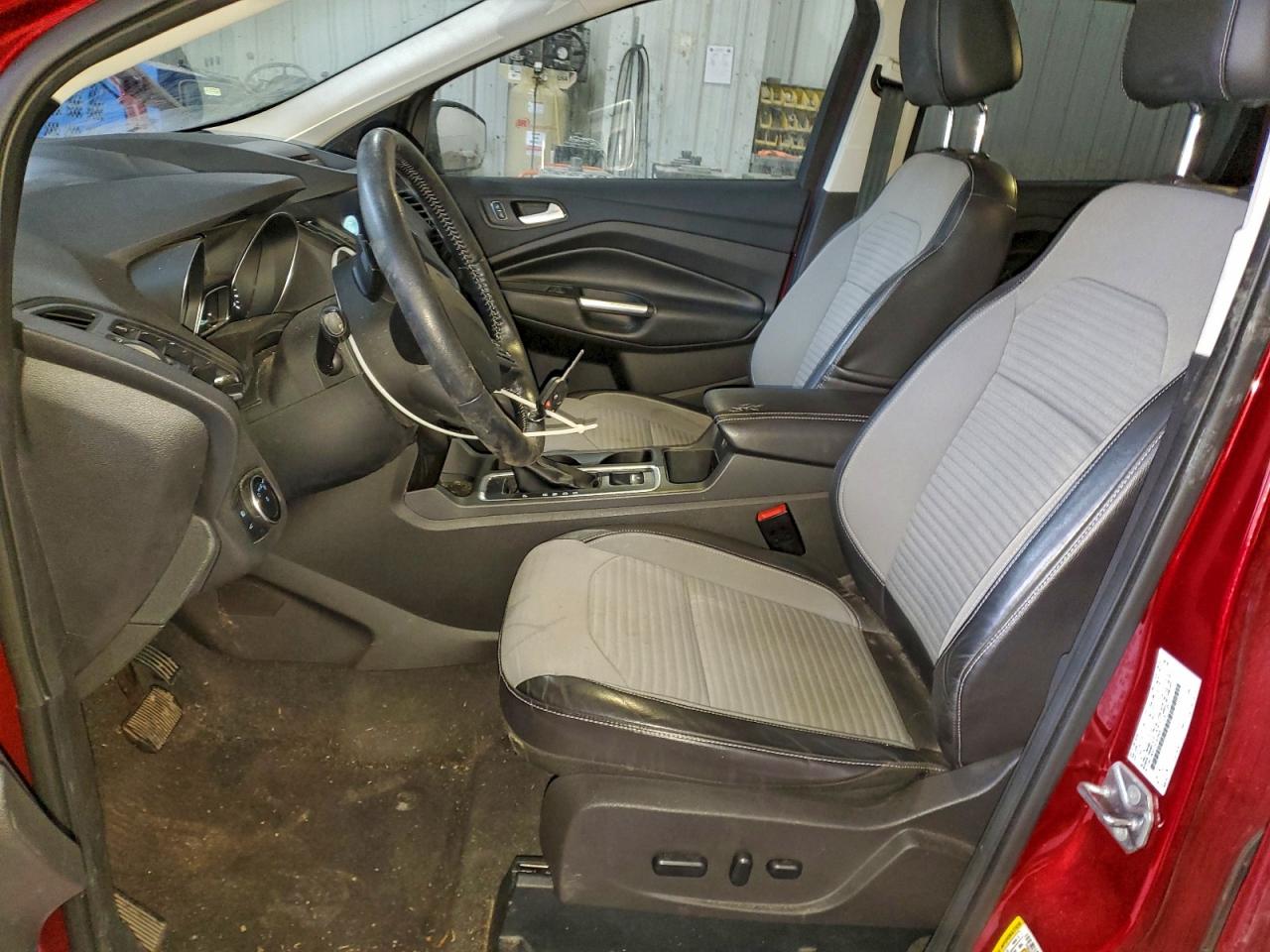 Ford Escape Se Image 2
