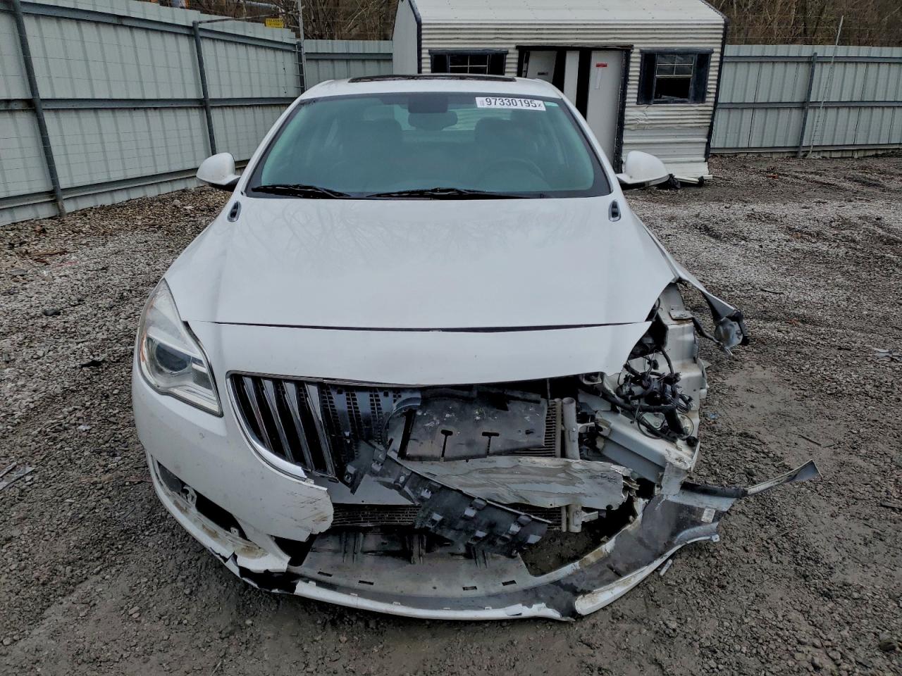 Buick Regal Sport Touring Image 7