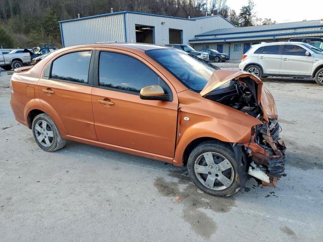 Chevrolet Aveo Base Image 12