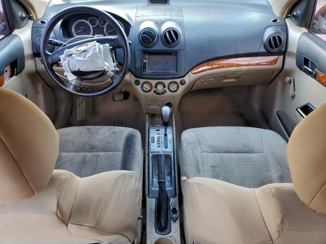 Chevrolet Aveo Base Image 8