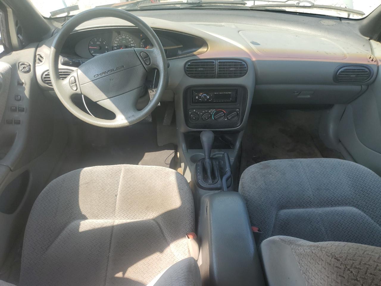 Chrysler Cirrus Lx Image 2